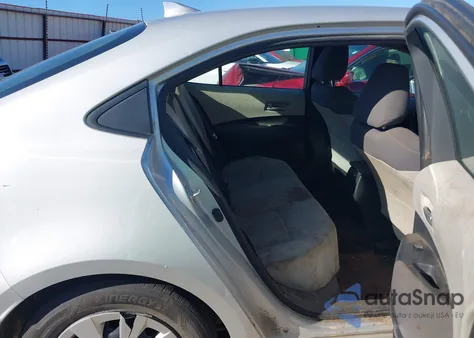 2020 Toyota Corolla L z USA, uszkodzony, nr VIN 5YFDPRAE5LP030598